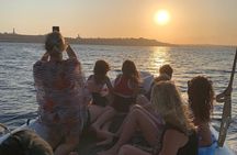 Avola : Sunset Capopassero Vendicari Group Tour with Aperitif