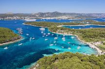 Private Boat Tour To Pakleni Islands and Red Rocks