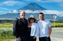 Mt Fuji Exclusive Tour with Private Car English Guide