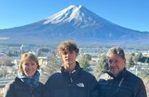 Mt Fuji Exclusive Tour with Private Car English Guide
