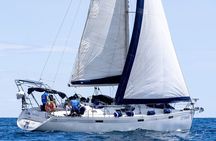 Catania: Sail Cyclops Coast by Boat and Enjoy a Sicilian Aperitif