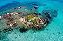 Kayak Tour to Magdalene Island with Snorkeling and Typical Aperitif
