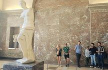 Louvre Museum Small-Group English Guided Tour