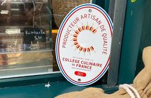 Paris Montmartre Decadent Food, Wine, Cheese and Pastries Tour