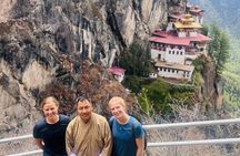Guided tour of Paro valley with Tiger's Nest in Bhutan