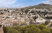 Walking tour in Granada city : Albaicín, city center, Sacromonte.