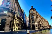 Santiago Historic Contrasts and Cerro Santa Lucía Walking Tour