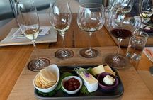 Signature Saturday Wine Tour