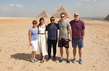 Private Pyramids & GEM Tour with Local Koshary Lunch
