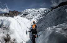 Skaftafell: 4h Small Group Glacier Hike with Guide and Transfer