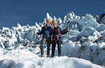 Skaftafell: 4h Small Group Glacier Hike with Guide and Transfer
