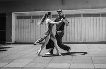 Intimate and fun Tango class in Buenos Aires