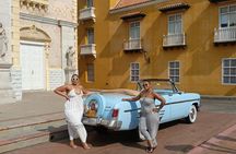 Cartagena Luxury Classic Car Tour + Bilingual Historian Guide