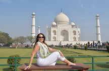 Luxury Taj Mahal Tour By Luxury Car From Delhi With 5 Star Lunch