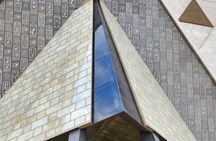 Tour to Giza Pyramids, Sphinx and GEM Grand Egyptian Museum