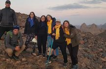 Tamanrasset Private 4x4 tour in the heart of Hoggar and Assekrem