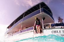 Catamaran Excursion + Open bar + Snorkeling at El Cielo