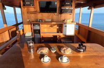 Open Sailing Trip Labuan Bajo, Using Luxury Pinishi Boat