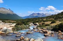 Trekking Emerald Lagoon