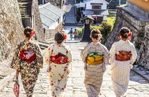 Kimono Walk and Tea ceremooy and sake in Historic Kitsuki Castle