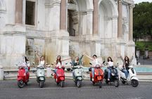 Rome: Vespa Tour with Photographer and Tiramisu treat