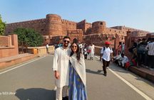 Agra: Skip the Line Taj Mahal and Agra Fort Private Tour