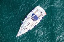 Lake Como: Sailing Boat Tour, Skipper and Aperitivo Included