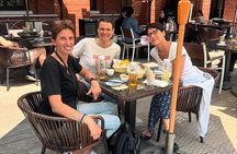 Private tour for Women by Women - Hong Kong and Kowloon