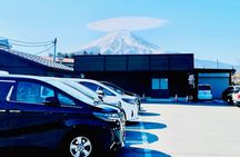 Private Mount Fuji Tour from Tokyo with VIP Car and English Guide