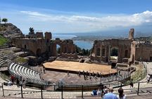 Taormina & Isola Bella Experience : Sea, History and Beauty