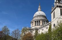 Historic London Walking Tour Landmarks and Pub Lunch