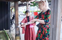 Tokyo: Private Walking Tour with a Local Gen Z Guide