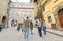 Verona Must-See Sites: Guided Walking City Tour with local Expert