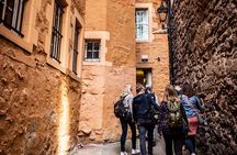 Edinburgh Old Town Walking Tour With Holyrood Palace Entry
