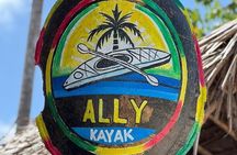 Zanzibar Kayak Adventure in Michamvi