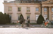 Explore Paris Highlights by Bike