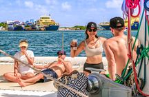 Deluxe Catamaran tour to Isla Mujeres with Open Bar and Lunch 