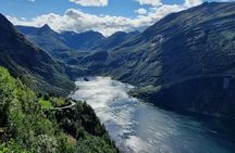 Oslo to Sognefjord Full Day Private Round Trip and Flåm Railway