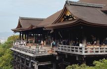 Kiyomizu Temple Walking Tour with Breakfast