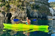 Sorrento Coastline Kayak Tour and Free 1h Stand Up Paddleboarding