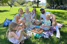 Native Australian Food & Wine Forage Tour: Sydney Botanic Gardens