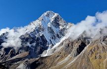 Amazing Gokyo Lake and Gokyo Ri Trekking in Everest