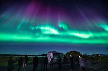 Luxury Northern Lights Hunt Private Tour with Photos and Treats