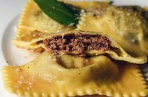 Tuscan Cooking in Lucca’s Historic Center (4-Course Meal)