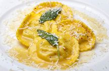 Pasta & Tiramisù Workshop in Milanese Kitchen (4-Course Meal)