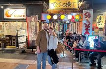 Takayama: Private Night Walking Tour with Dinner