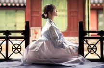 Hanbok Photoshoot in Gyeongbok Palace