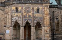 Small-Group Tour of Prague Castle with Visit to Interiors