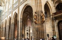 Small-Group Tour of Prague Castle with Visit to Interiors