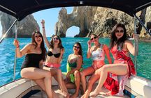 Cabo Yacht Tour to Lovers or Pelícano Beach + Beach Time